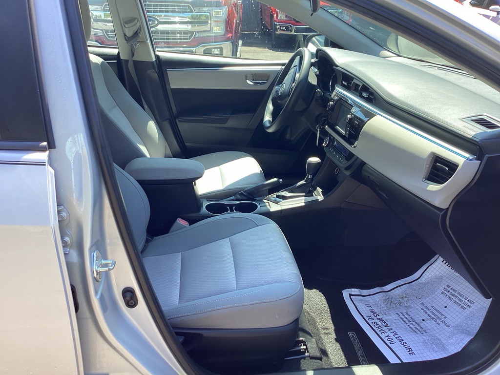 2014 Toyota Corolla Image 10