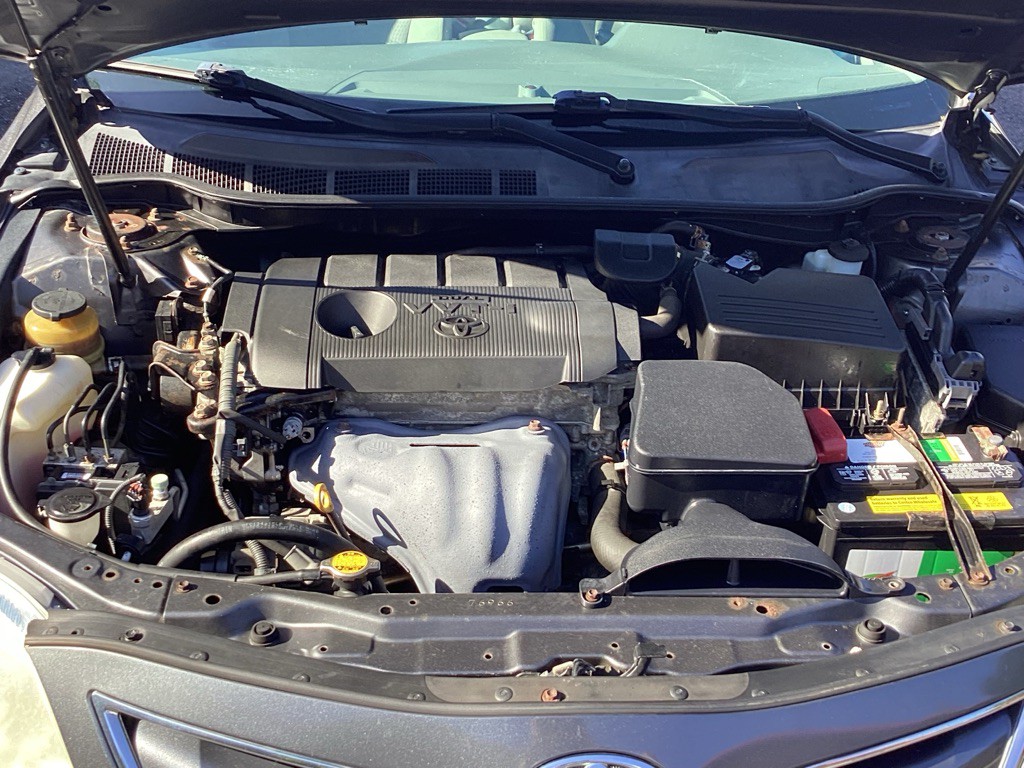 2011 Toyota Camry Image 19