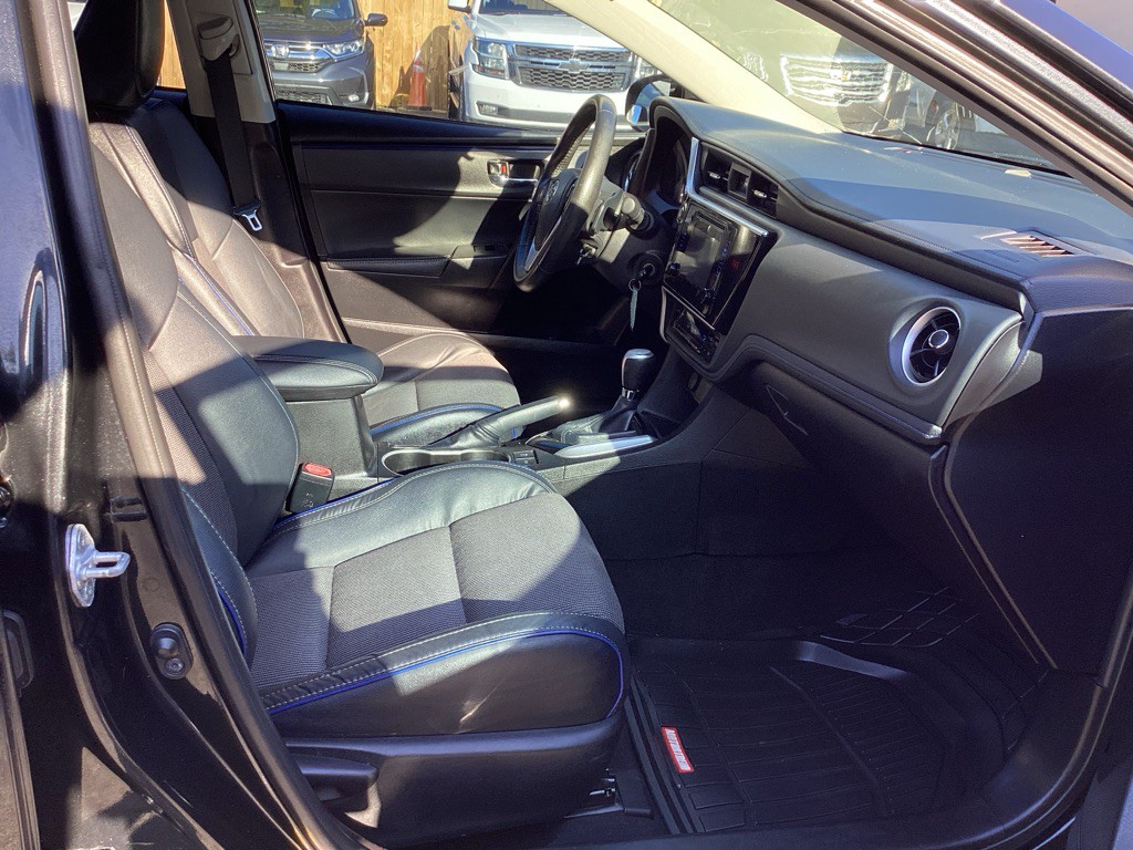 2018 Toyota Corolla Image 10
