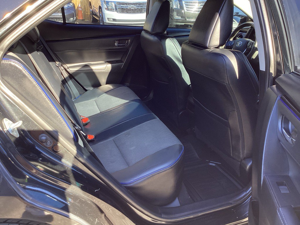 2018 Toyota Corolla Image 12