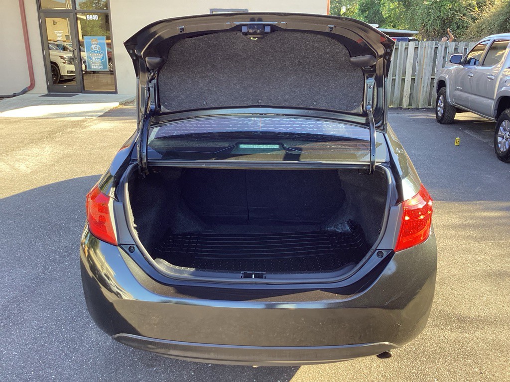 2018 Toyota Corolla Image 13