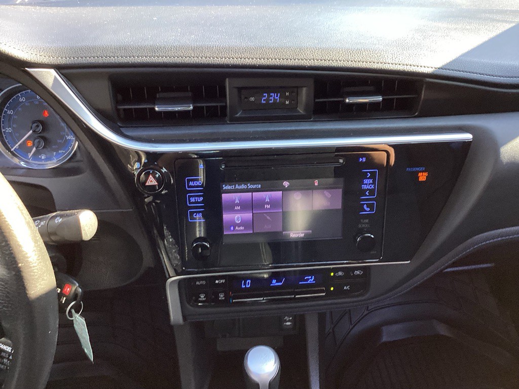 2018 Toyota Corolla Image 18