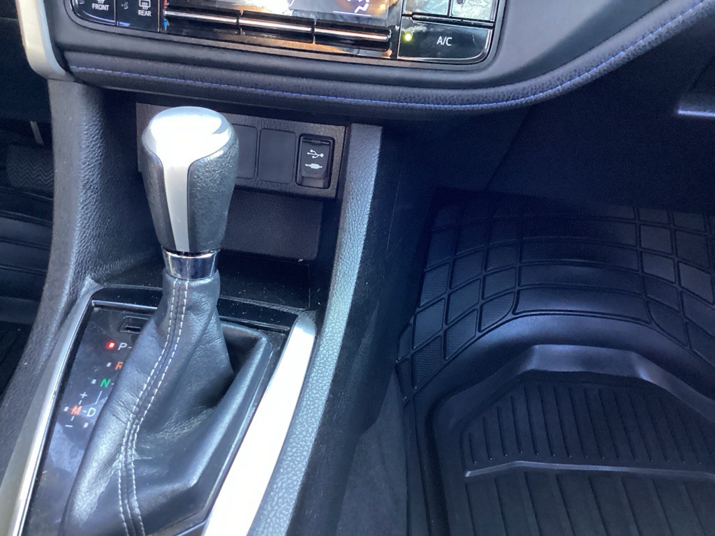 2018 Toyota Corolla Image 19