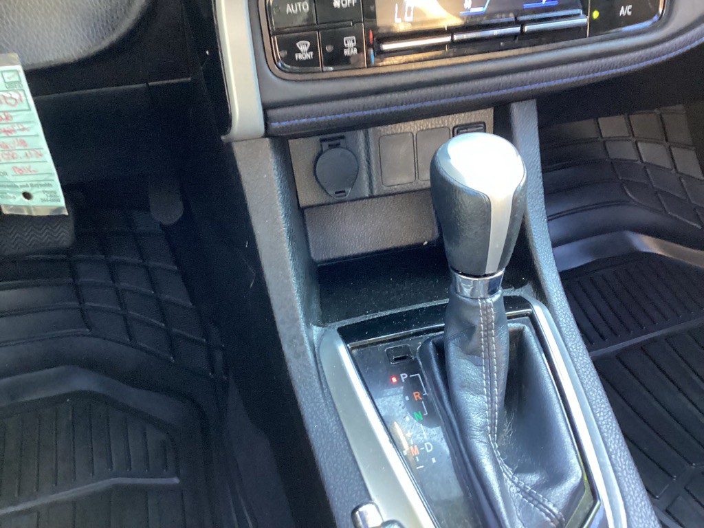 2018 Toyota Corolla Image 20