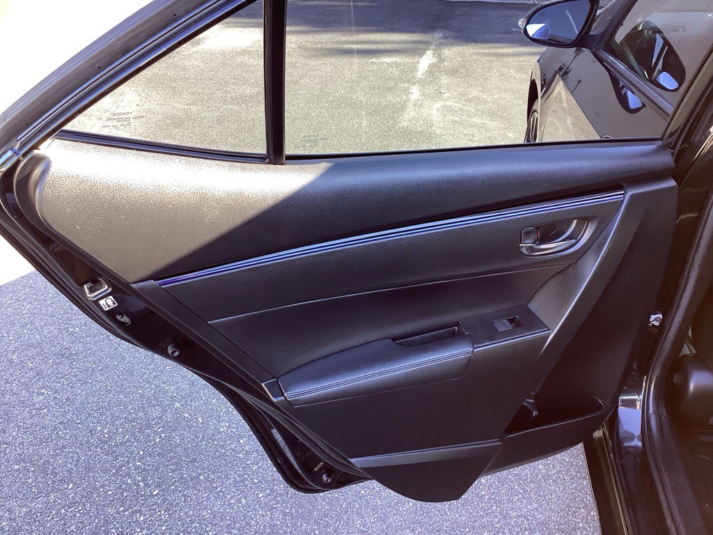 2018 Toyota Corolla Image 26