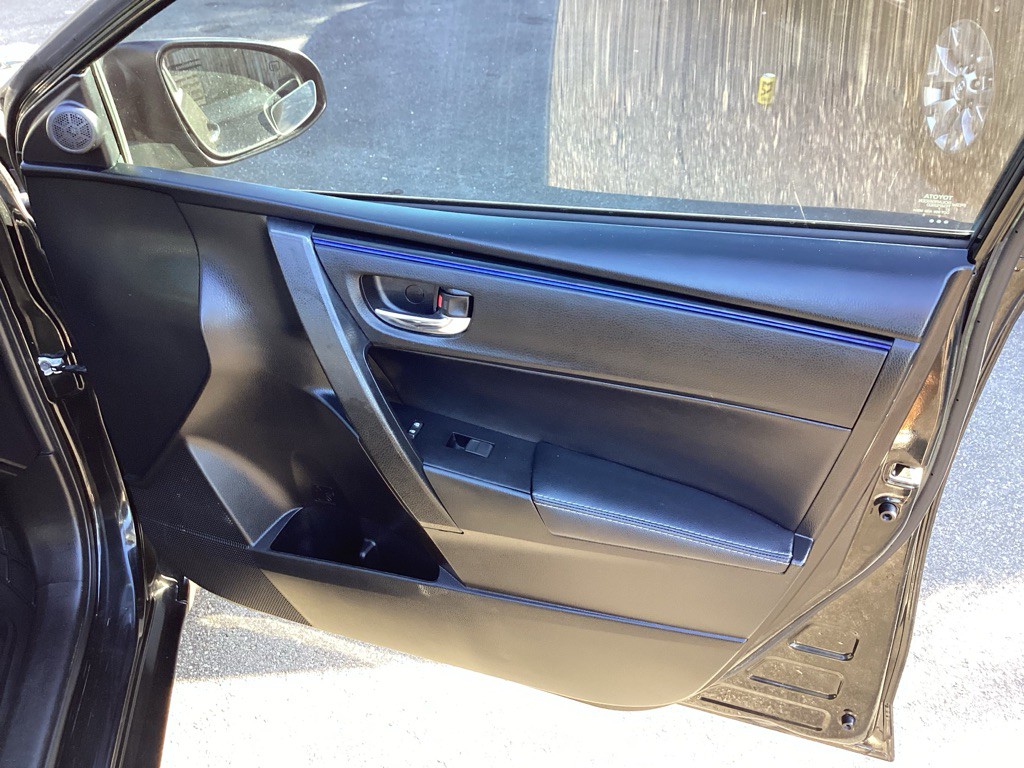 2018 Toyota Corolla Image 27