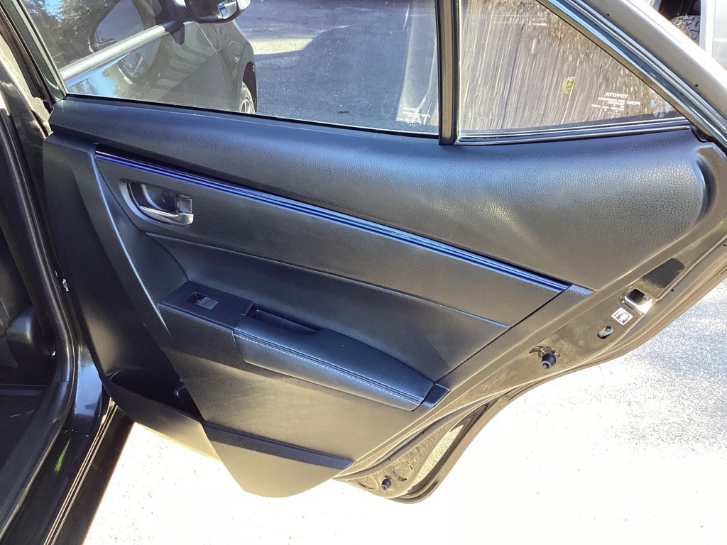 2018 Toyota Corolla Image 28