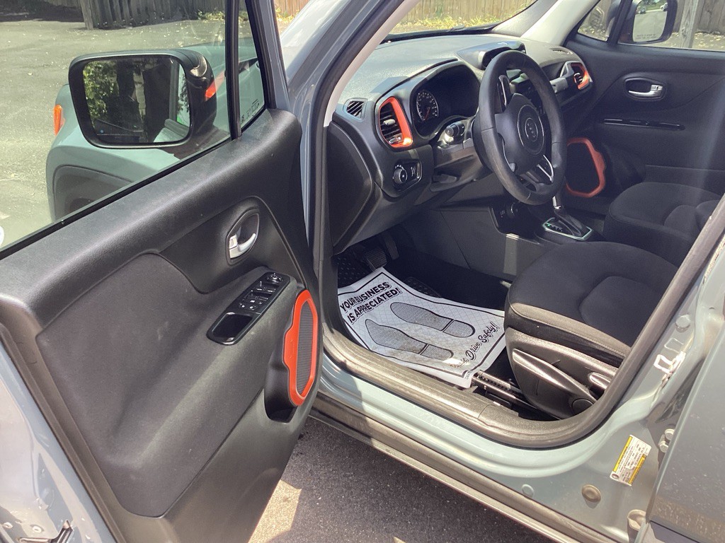 2018 Jeep Renegade Image 9