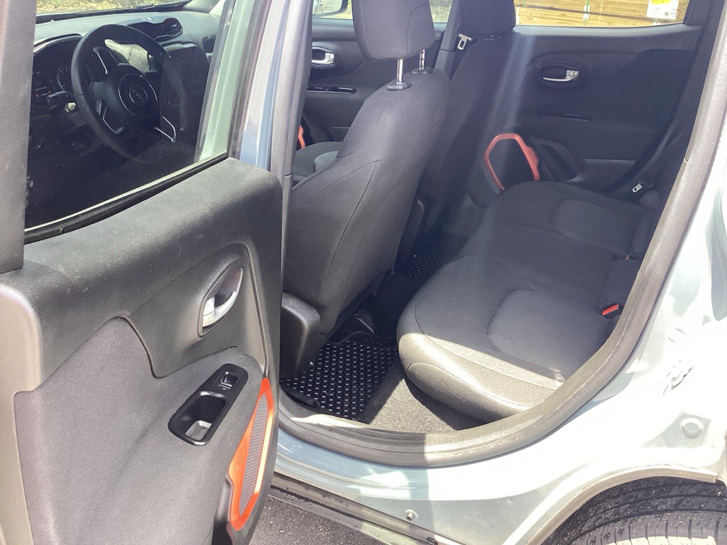 2018 Jeep Renegade Image 11