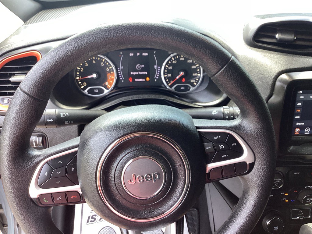 2018 Jeep Renegade Image 18