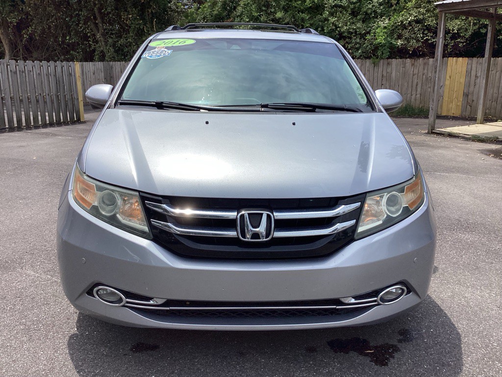 2016 Honda Odyssey Image 2
