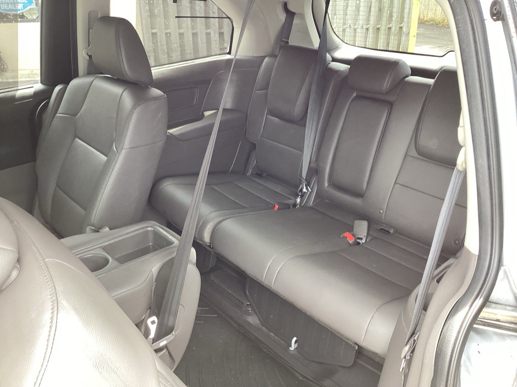 2016 Honda Odyssey Image 12