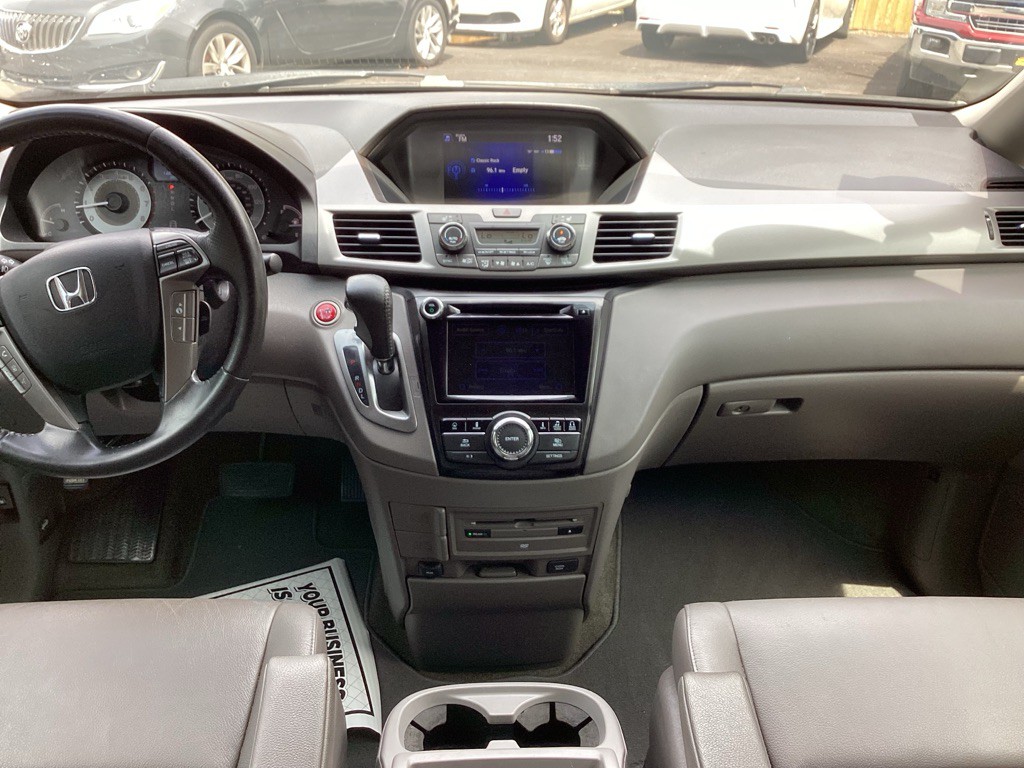 2016 Honda Odyssey Image 16