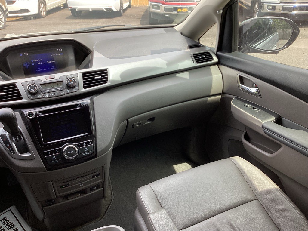 2016 Honda Odyssey Image 17