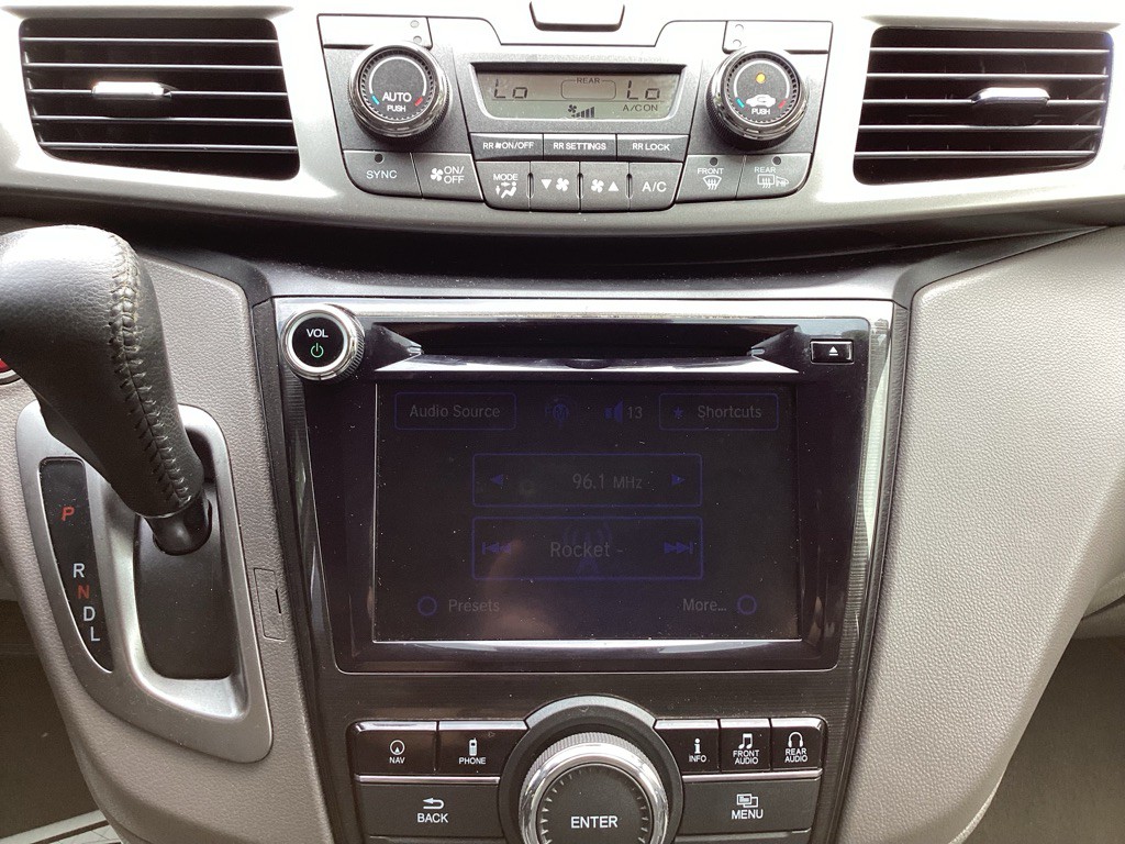 2016 Honda Odyssey Image 21