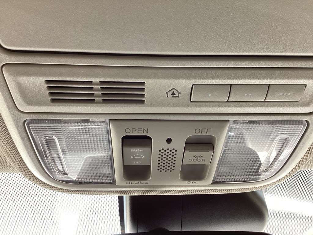 2016 Honda Odyssey Image 26