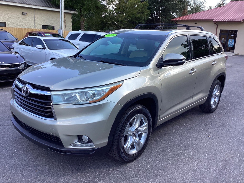 2016 Toyota Highlander Image 3