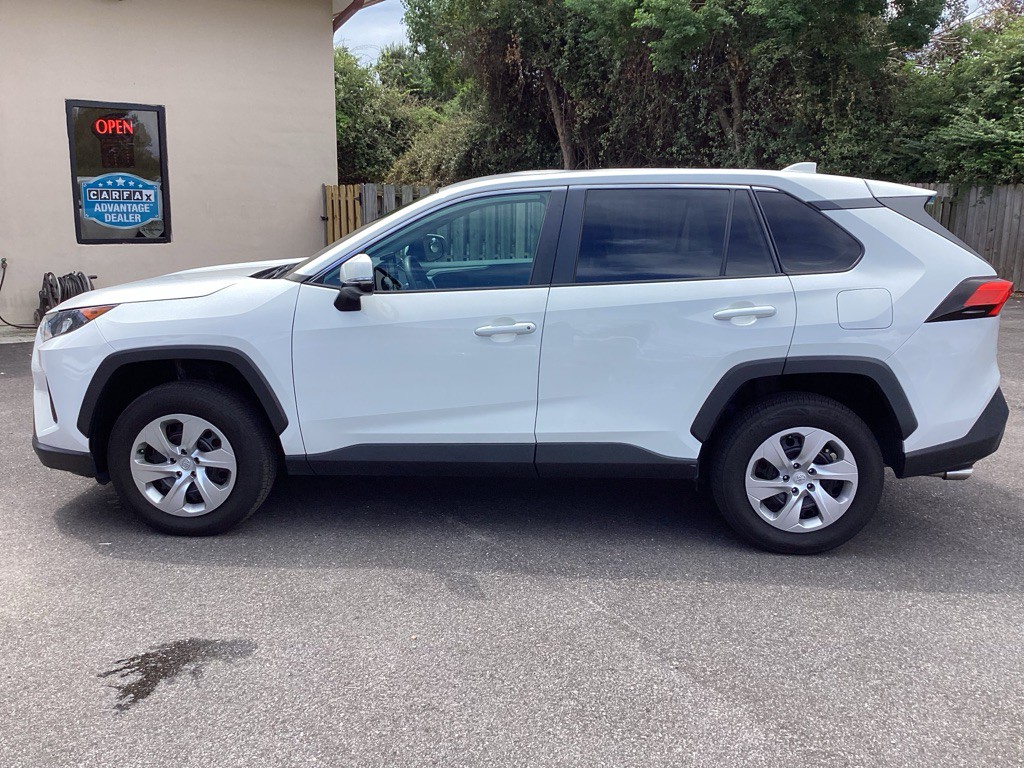 2022 Toyota Rav4 Image 4