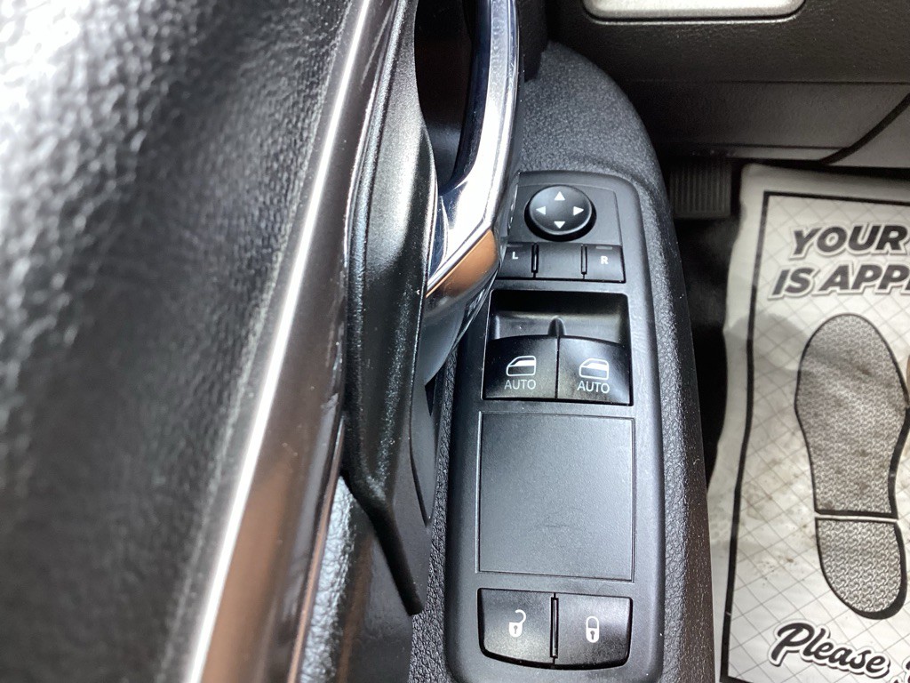 2021 RAM 1500 Image 18