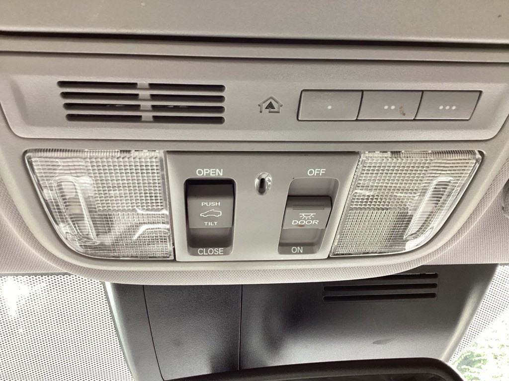 2018 Honda CR-V Image 25