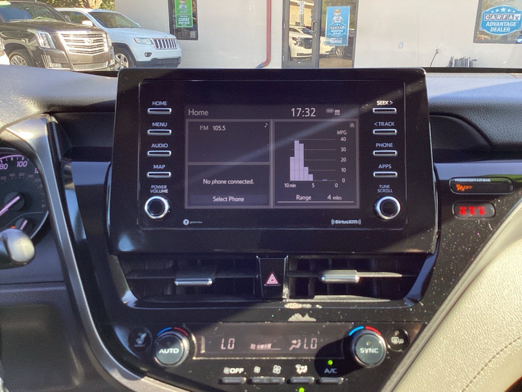 2022 Toyota Camry Image 16