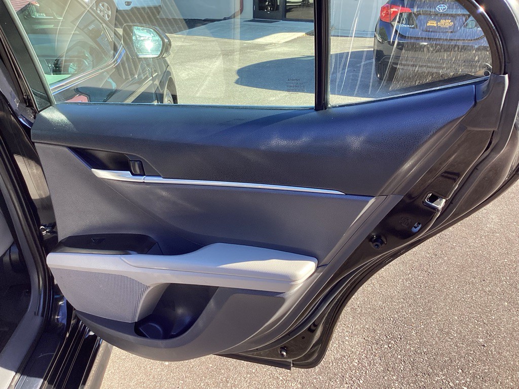 2022 Toyota Camry Image 24