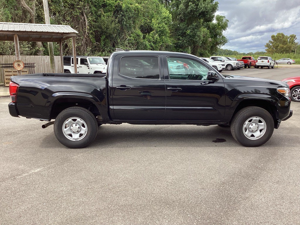 2021 Toyota Tacoma Image 8