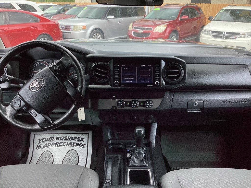 2021 Toyota Tacoma Image 13