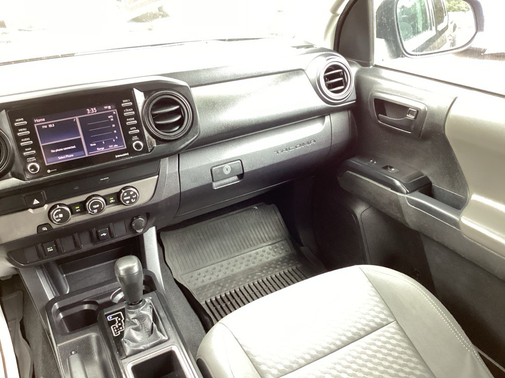 2021 Toyota Tacoma Image 15