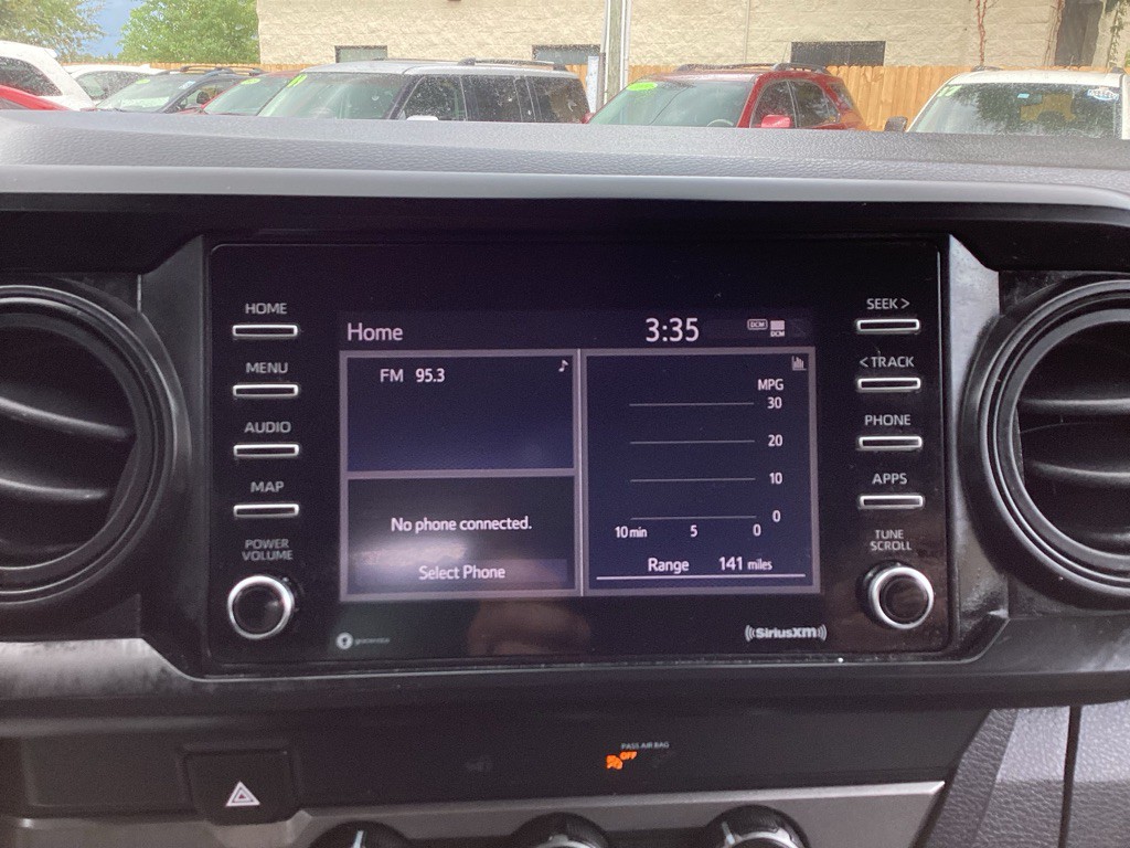 2021 Toyota Tacoma Image 16