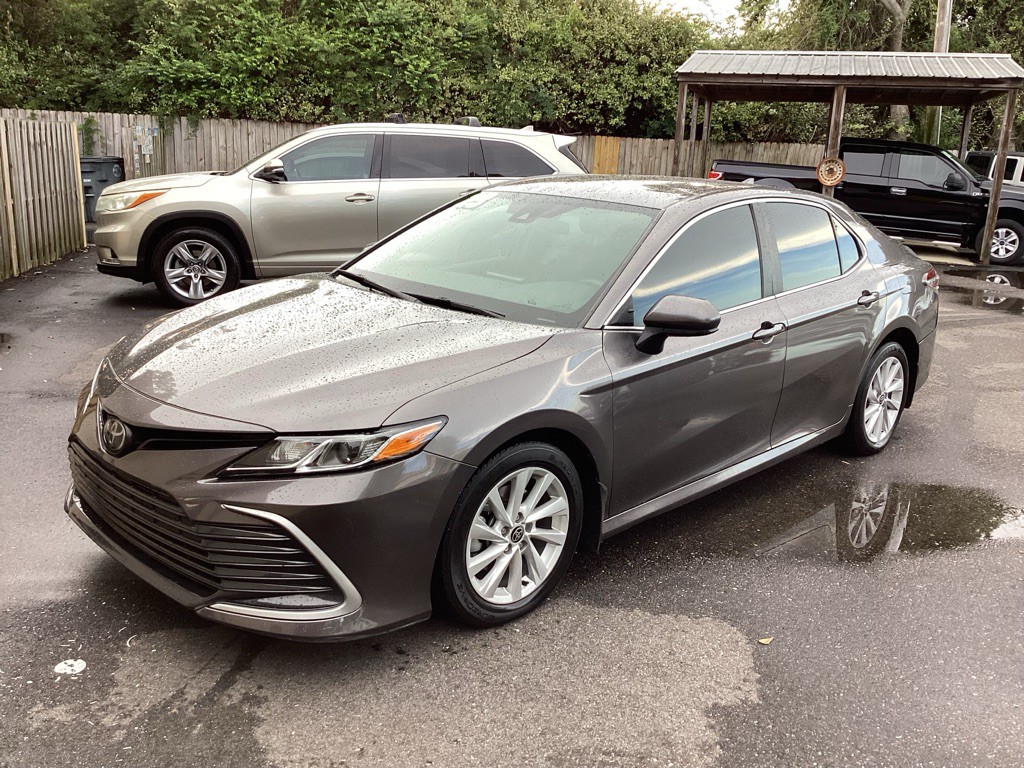 2023 Toyota Camry Image 3