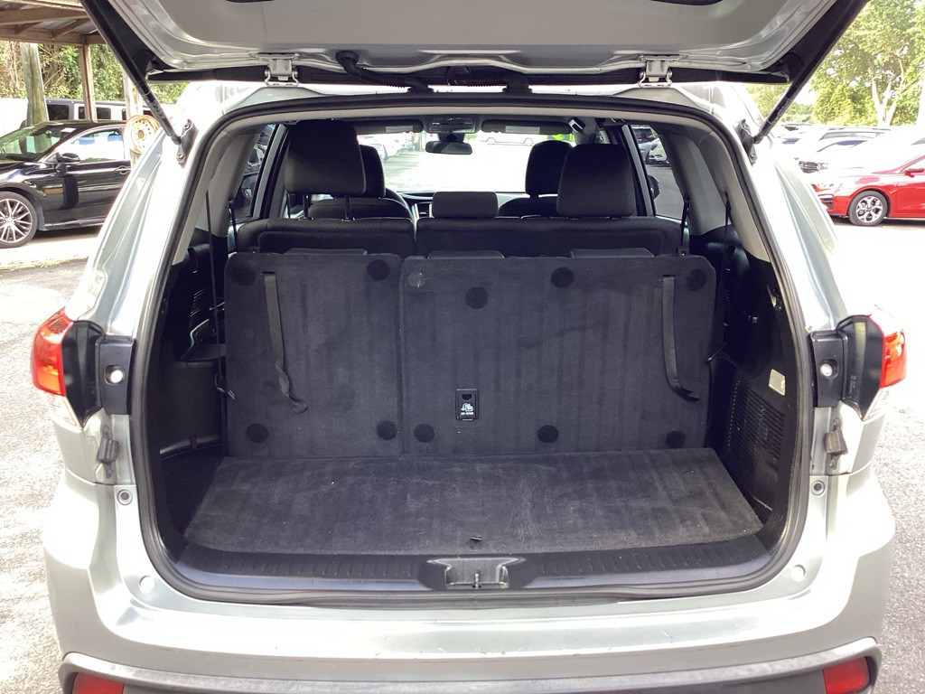2019 Toyota Highlander Image 24
