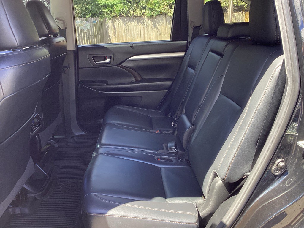 2019 Toyota Highlander Image 11