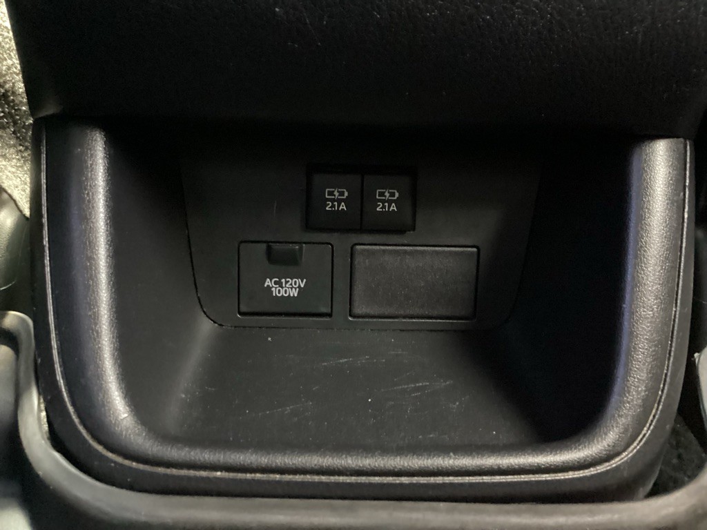 2019 Toyota Highlander Image 24