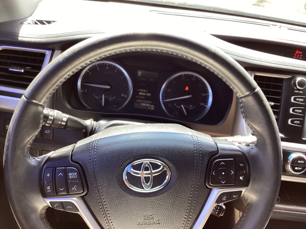 2019 Toyota Highlander Image 25