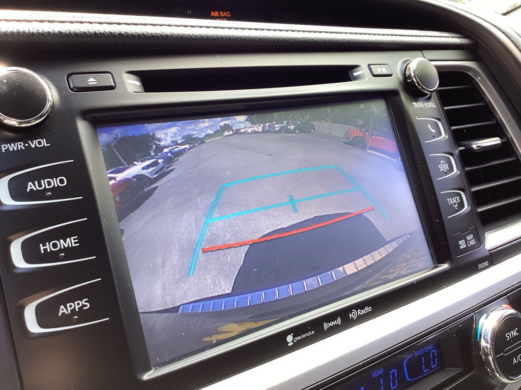 2019 Toyota Highlander Image 27