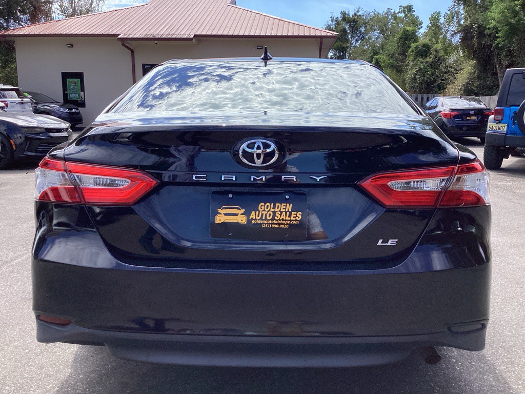2019 Toyota Camry Image 6