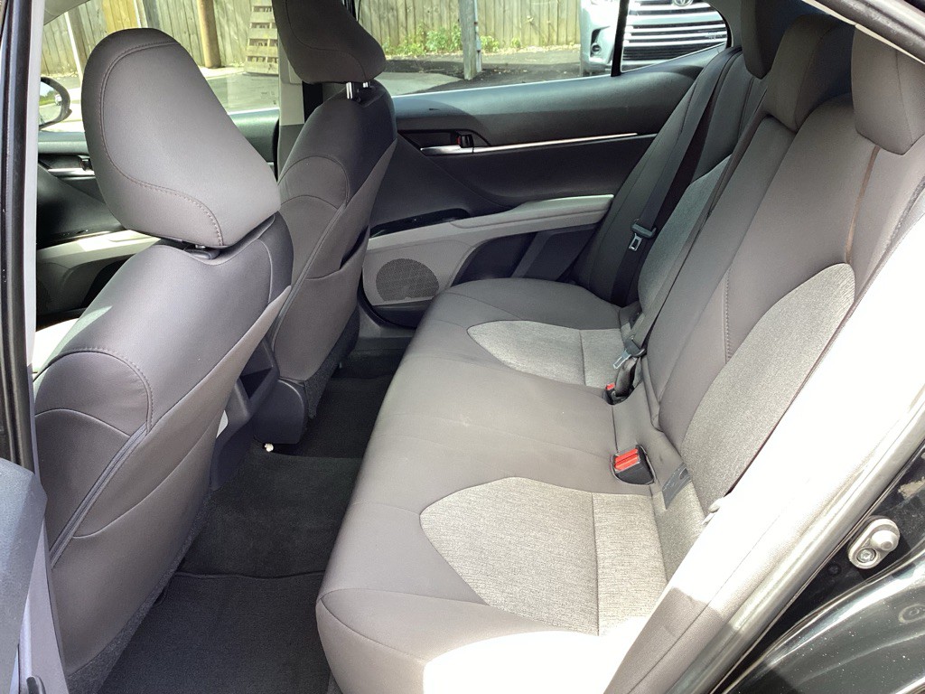 2019 Toyota Camry Image 11