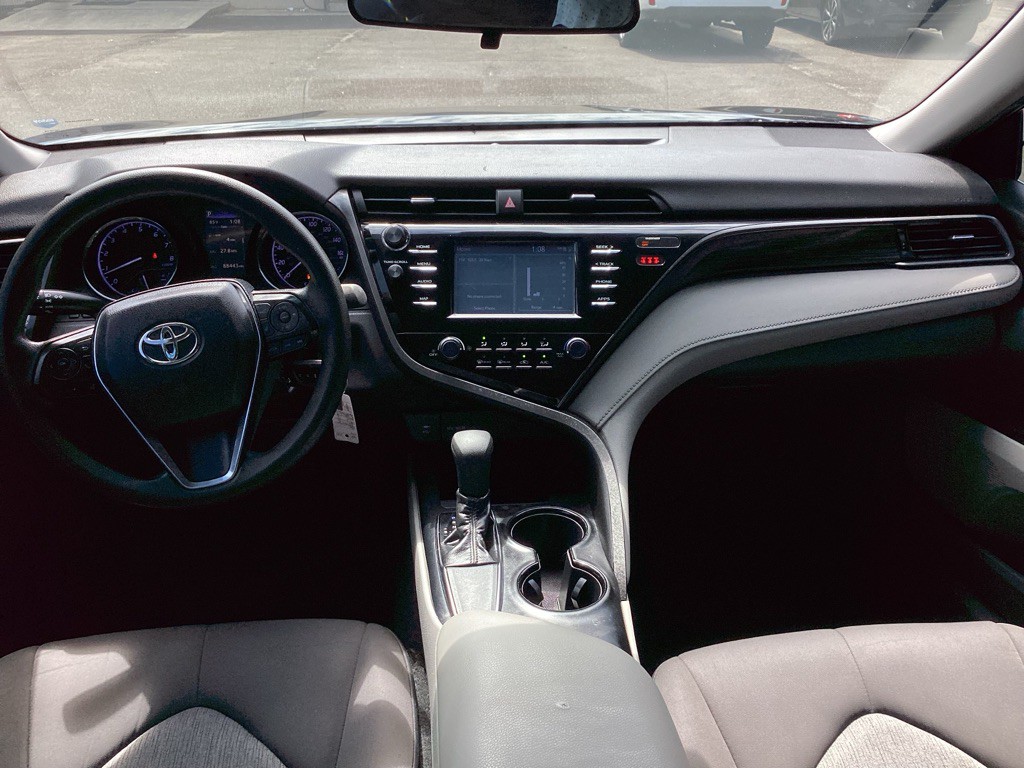 2019 Toyota Camry Image 14