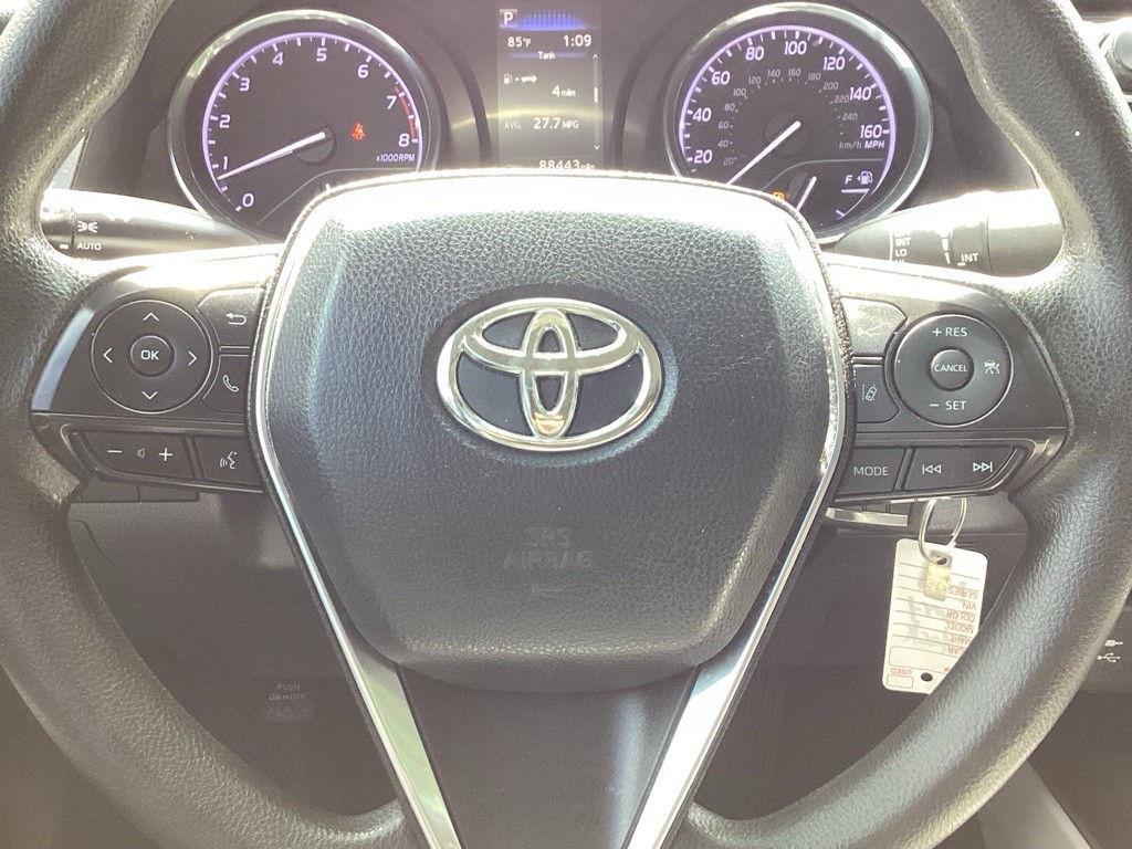 2019 Toyota Camry Image 20