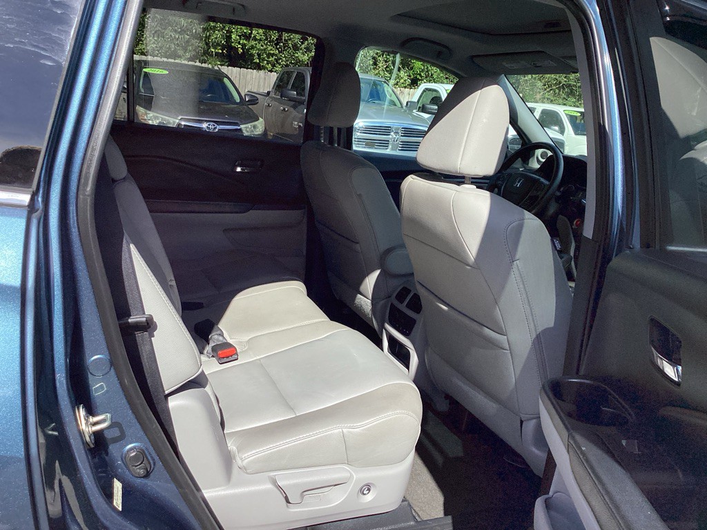 2016 Honda Pilot Image 12