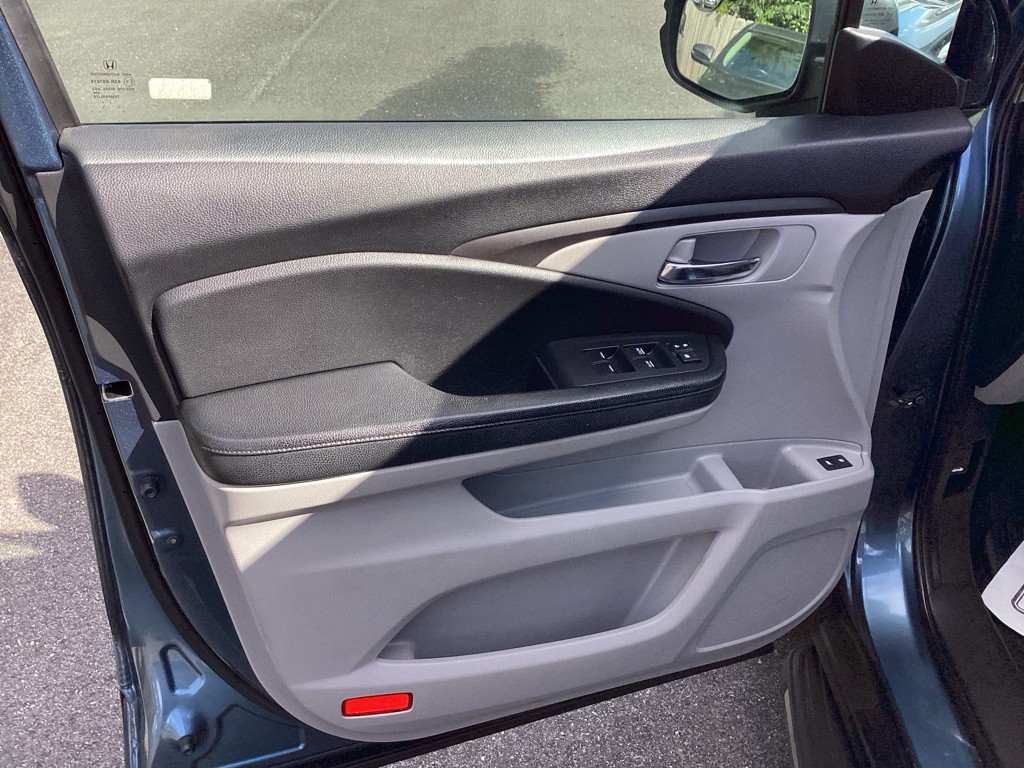 2016 Honda Pilot Image 26