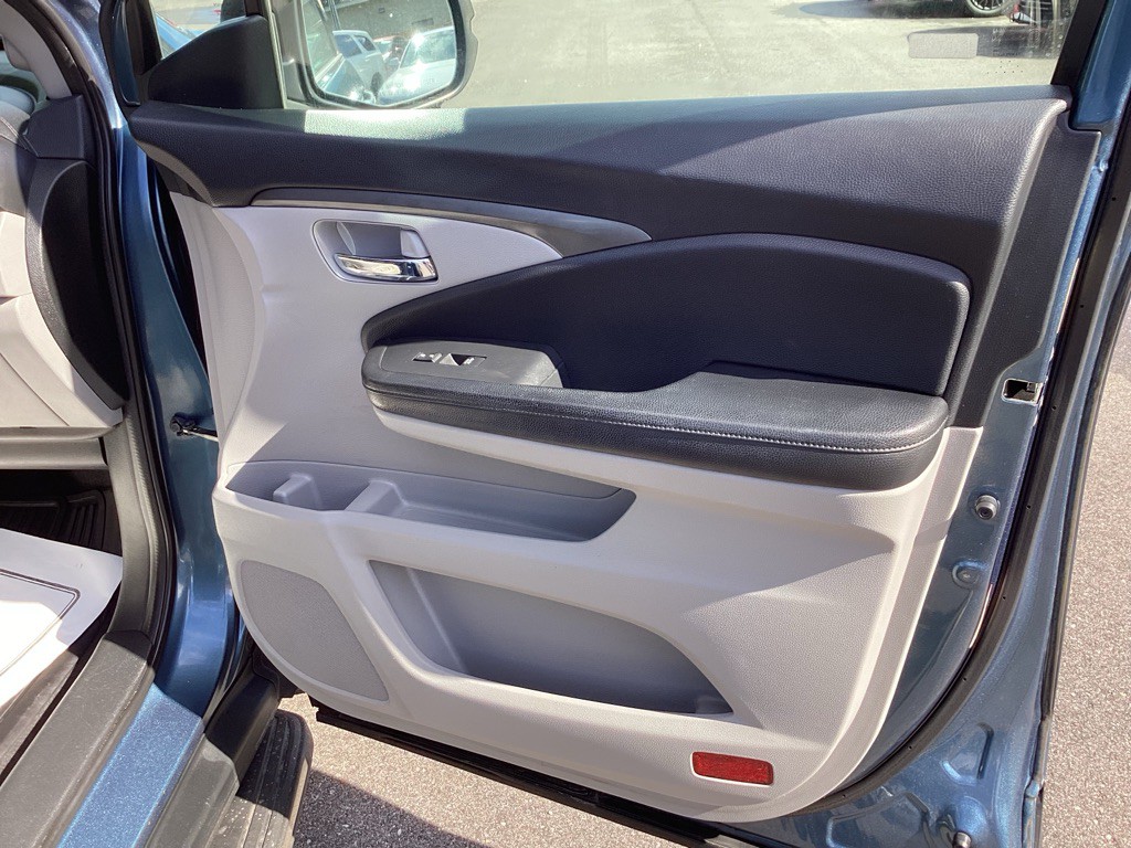 2016 Honda Pilot Image 29