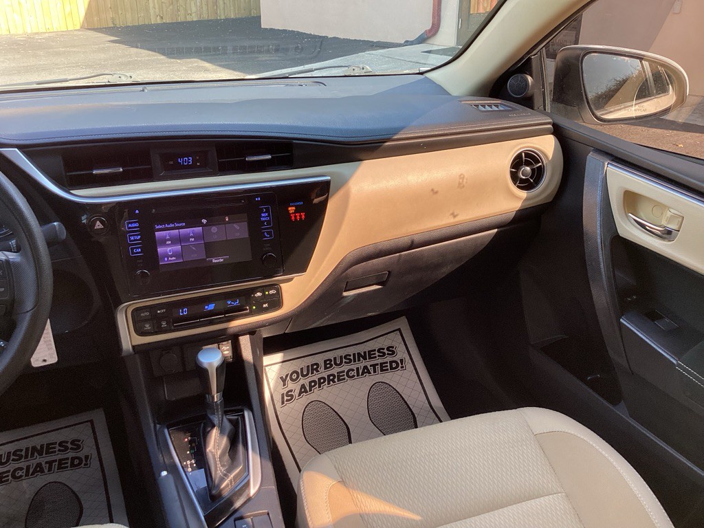 2019 Toyota Corolla Image 16