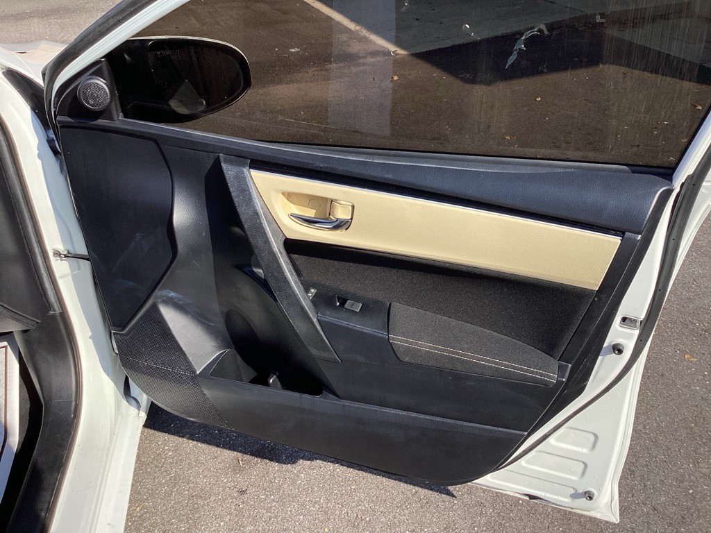 2019 Toyota Corolla Image 27