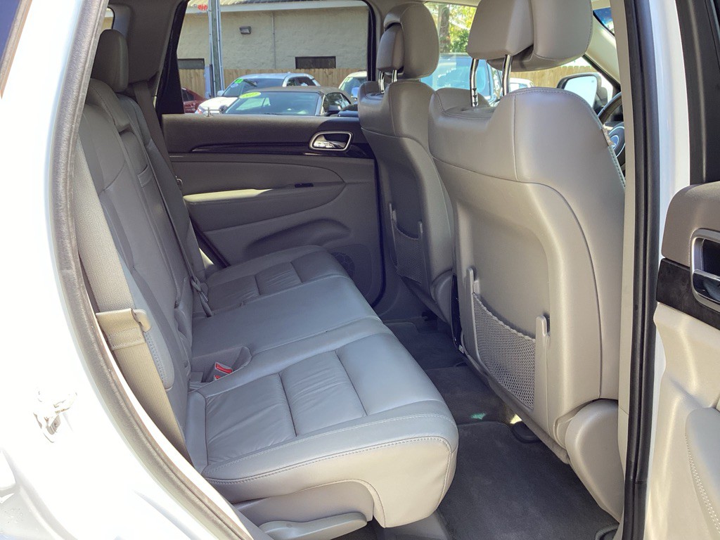 2013 Jeep Grand Cherokee Image 11