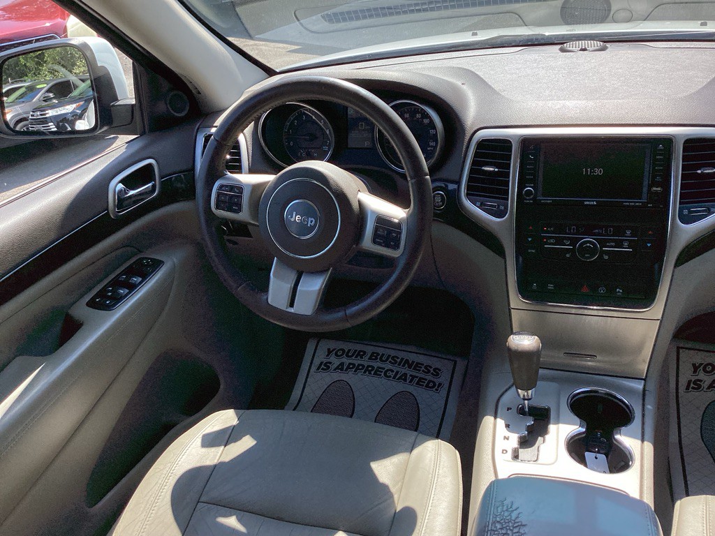 2013 Jeep Grand Cherokee Image 17