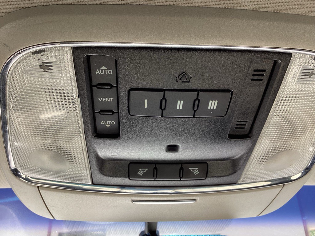 2013 Jeep Grand Cherokee Image 23