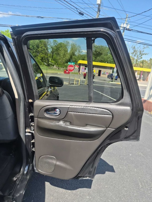 2008 GMC Envoy Image 14
