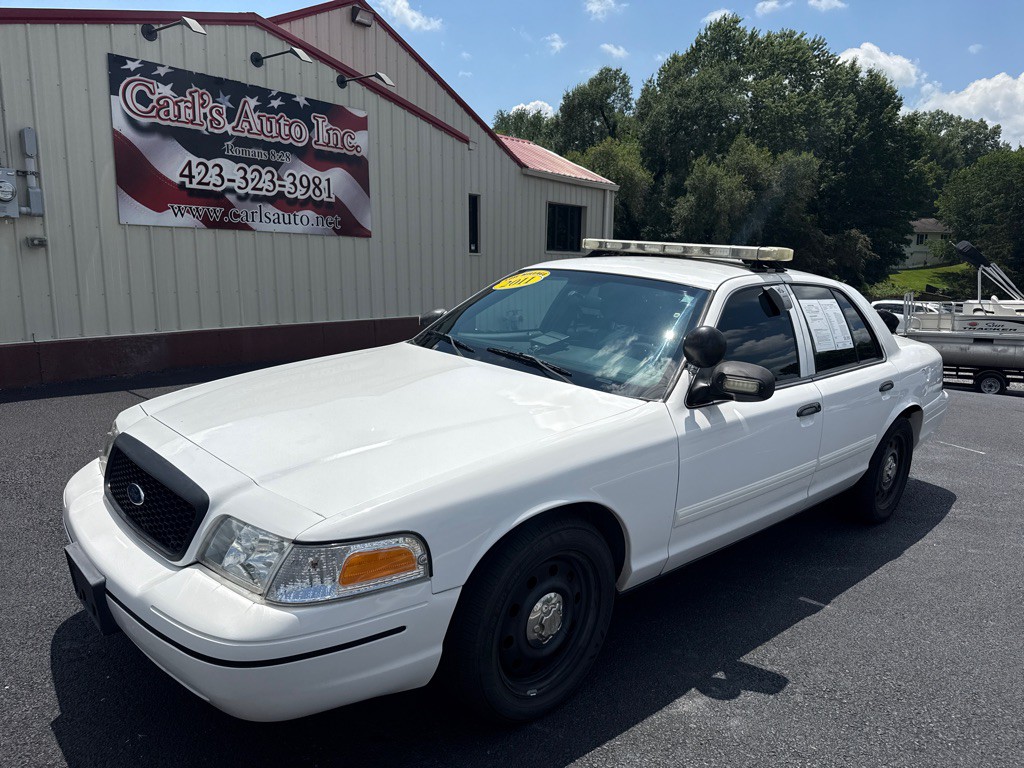 2011 Ford Crown Victoria Image 1